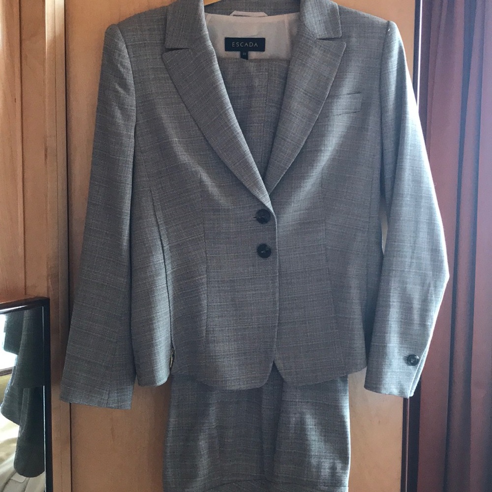Escada pantsuit